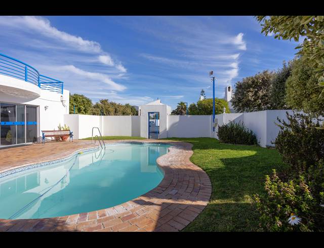 3 BEDROOM APARTMENT FOR SALE IN MARINA DA GAMA